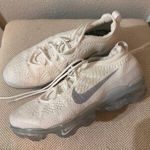Nike White Flyknit VaporMax with Grey Swoosh 8